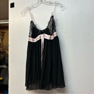 Victoria's Secret Black and Pink Lace Chemise